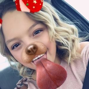 Meet your Posher, Kelsey